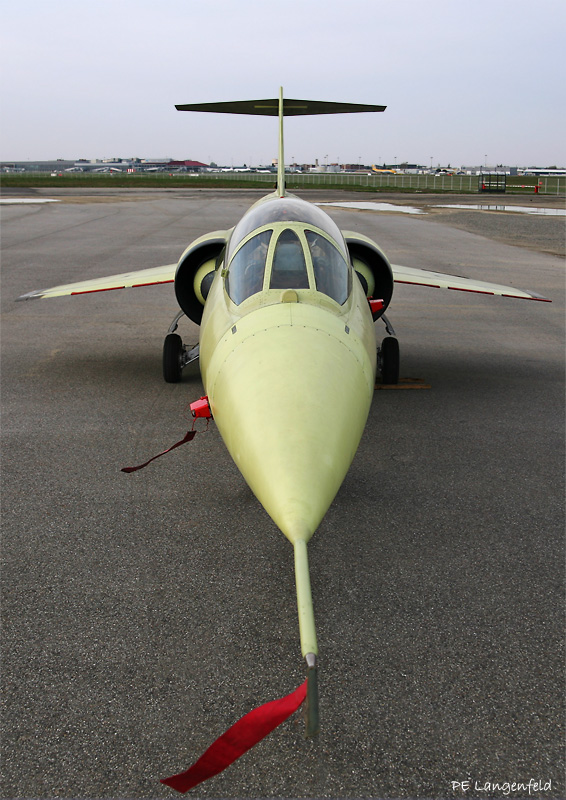 Factory new F104 1 (3)